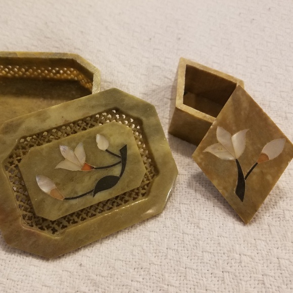 Flowered Marble Trinket Boxes - Picture 1 of 2